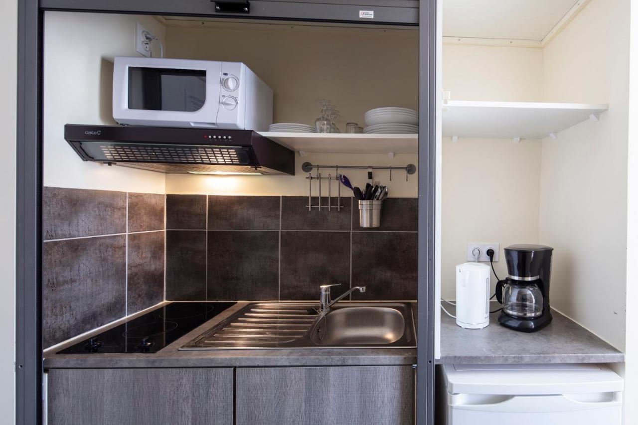 Hotel Les Rocailles Montagnac  Eksteriør billede
